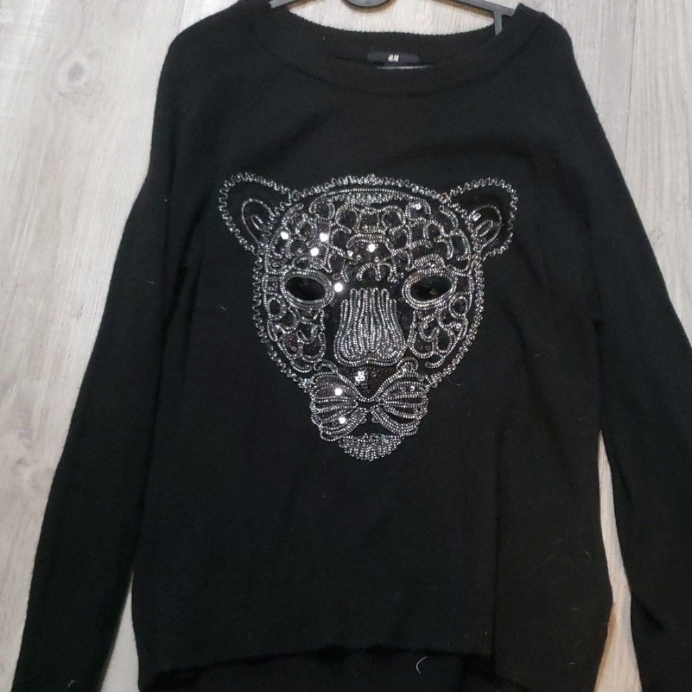Black leopard sweater